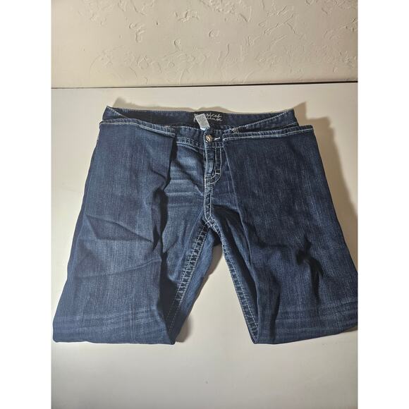 Maurices Premium Womens Embellished Jeans Size 15/16 Short 36x28 - Picture 3 of 6